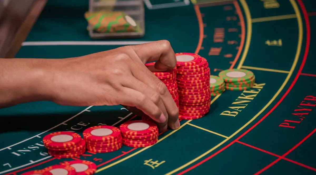 Baccarat au Lucky Treasure